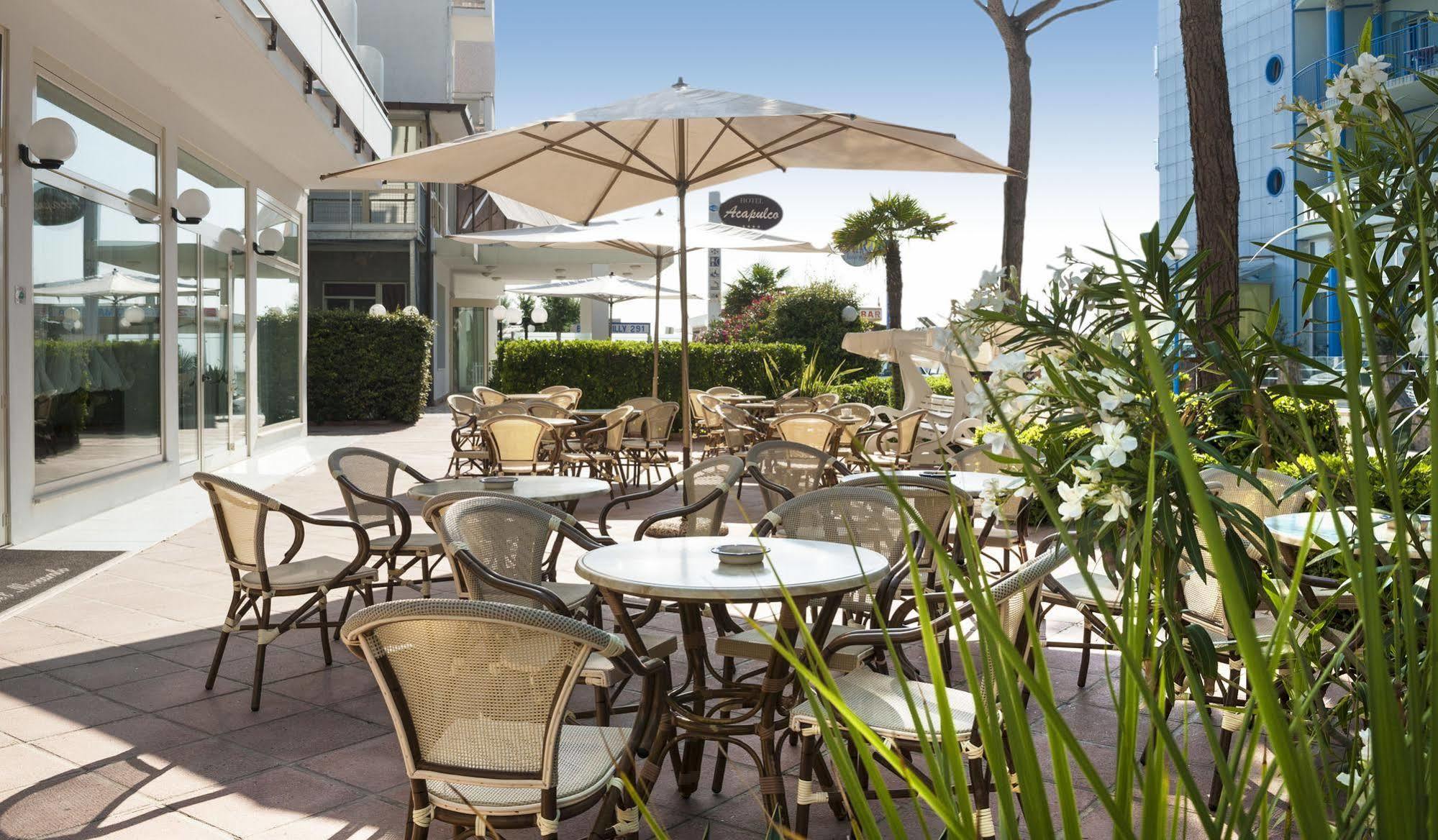 Hotel Mocambo Милано Мартима Екстериор снимка