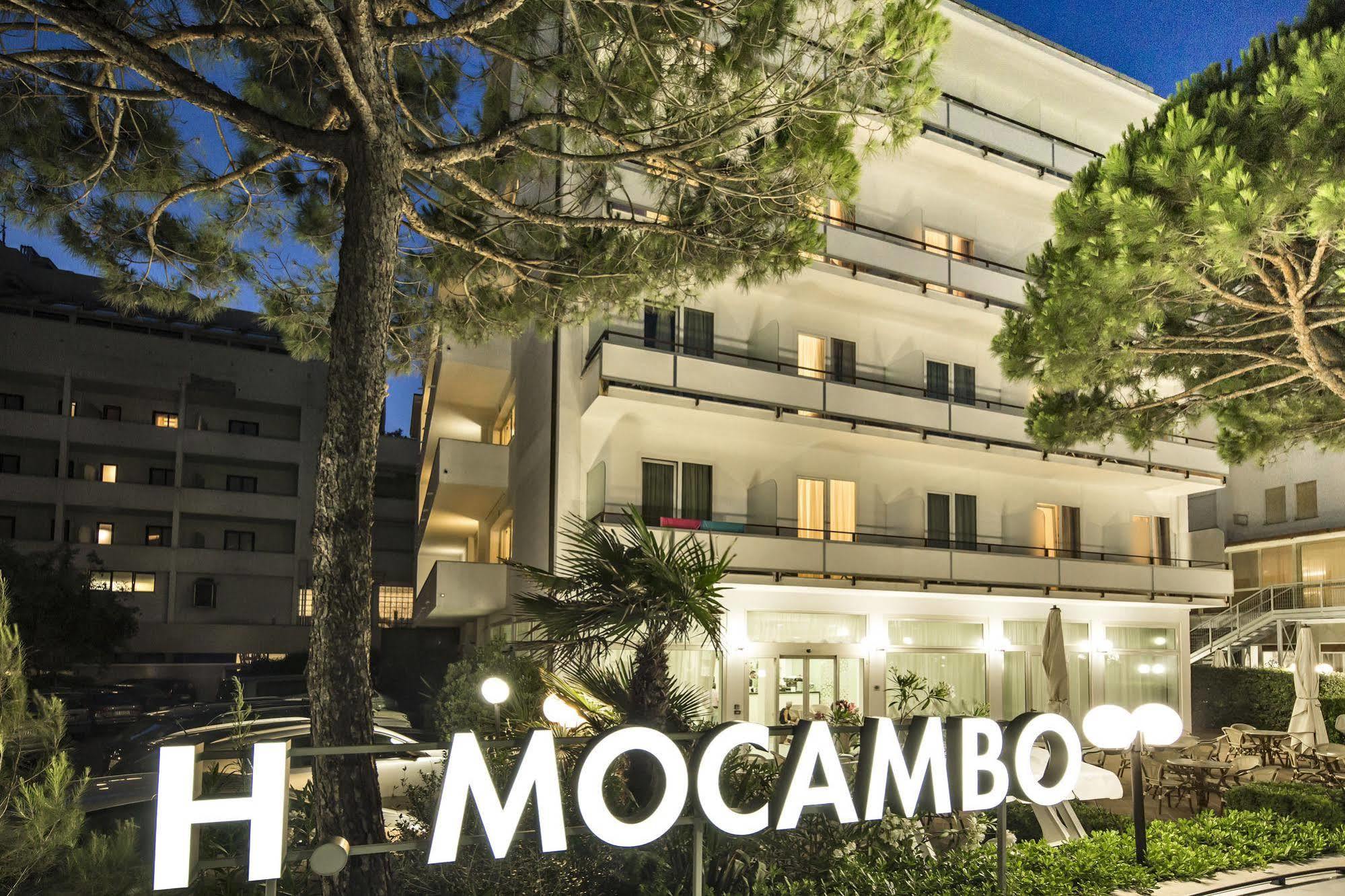 Hotel Mocambo Милано Мартима Екстериор снимка