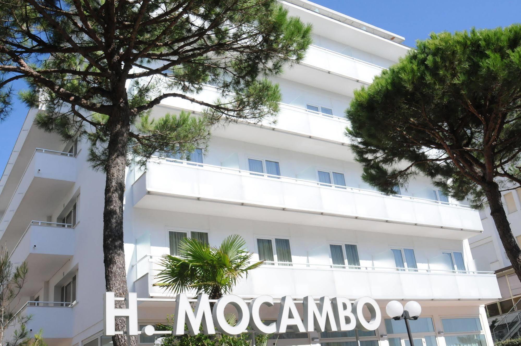 Hotel Mocambo Милано Мартима Екстериор снимка